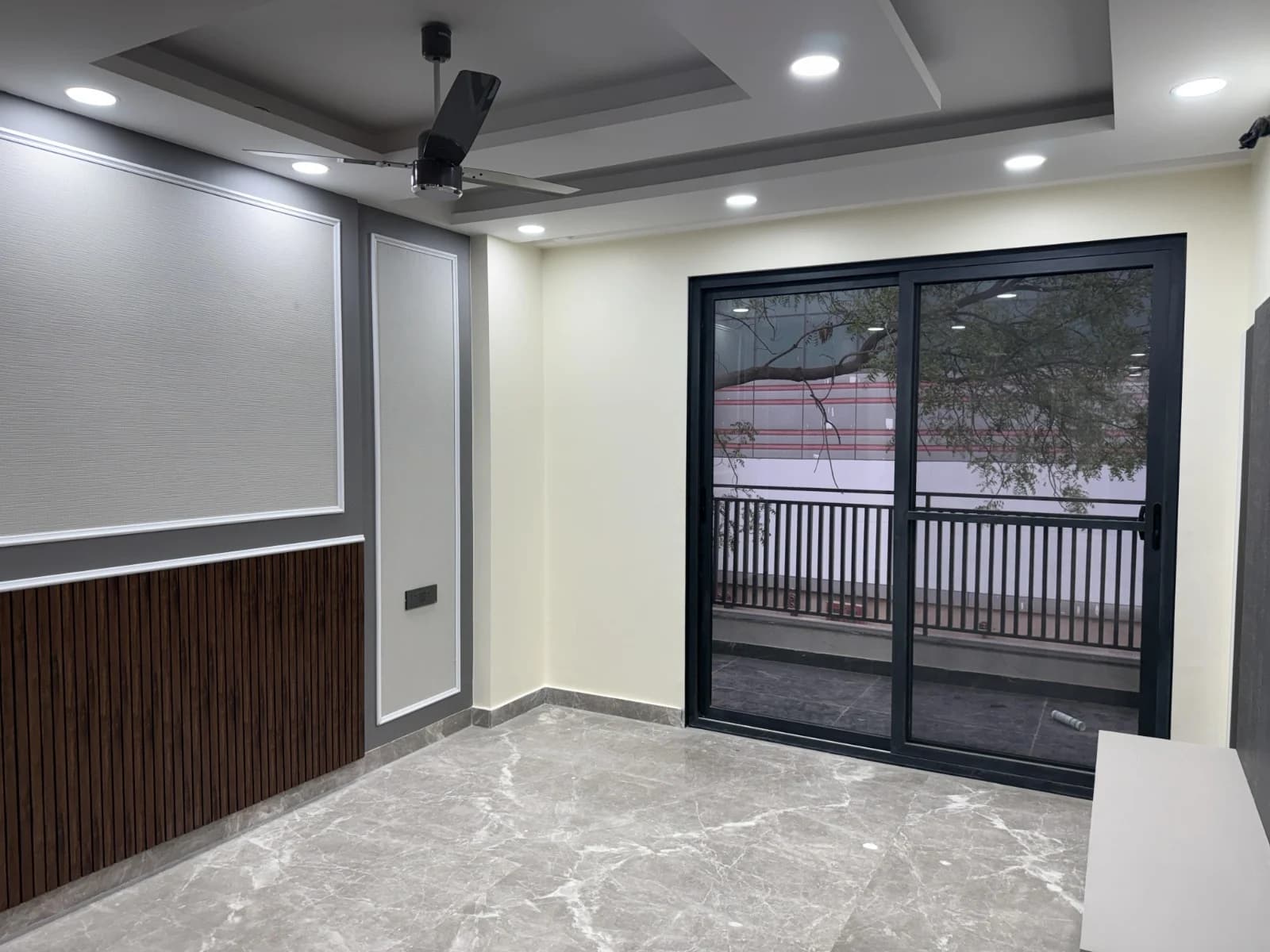 2 BHK Flat in Sector 60, Gurgaon