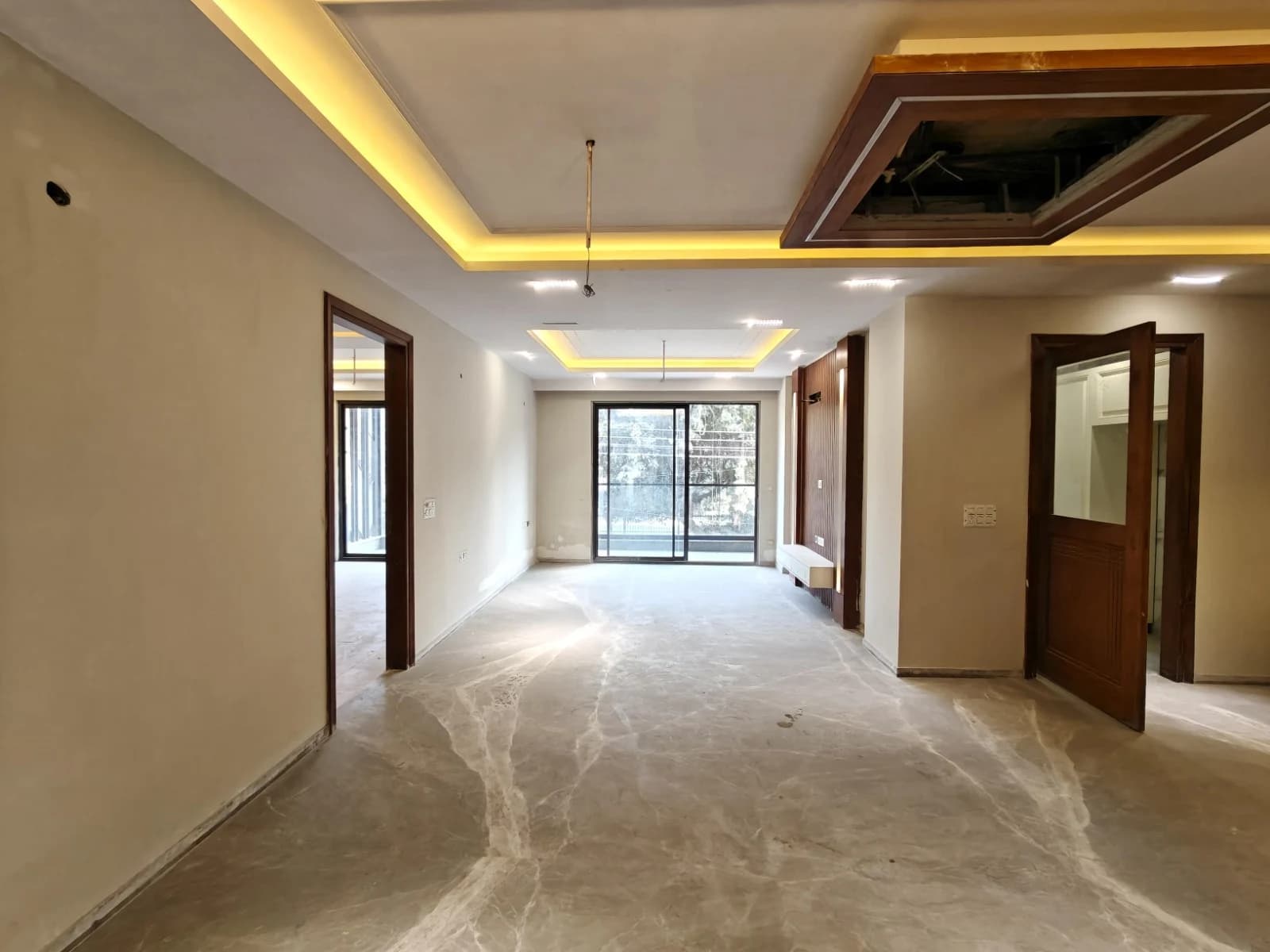 2 BHK Flat in Sector 76, Gurgaon